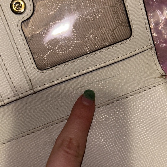 MICHAEL KORS MONOGRAM BEIGE WALLET - Picture 4 of 15